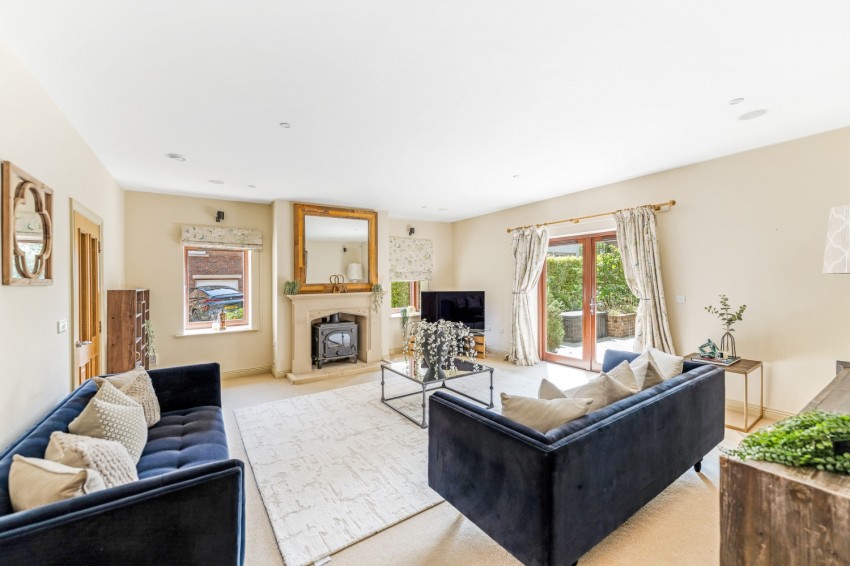 Images for Acorn Lodge, Applehayes Rise, Easton-in-Gordano, Bristol, Somerset, BS20 EAID:1234 BID:1234