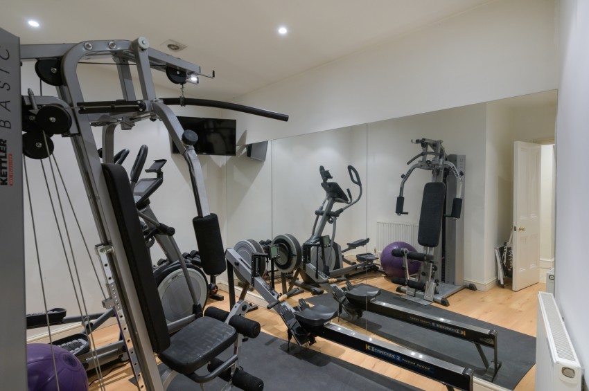 Images for Apsley Road, Clifton, Bristol, BS8 EAID:1234 BID:1234