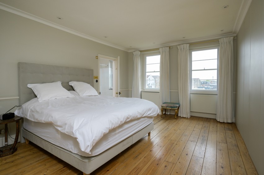 Images for Apsley Road, Clifton, Bristol, BS8 EAID:1234 BID:1234